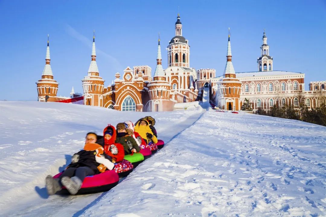 8D7N HARBIN-CHANGBAI MOUNTAIN-SNOW TOWN-JINGPO LAKE-JILIN-DUNHUA-YABULI-VOLGA MANOR