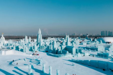 8D7N HARBIN-CHANGBAI MOUNTAIN-SNOW TOWN-JINGPO LAKE-JILIN-DUNHUA-YABULI-VOLGA MANOR