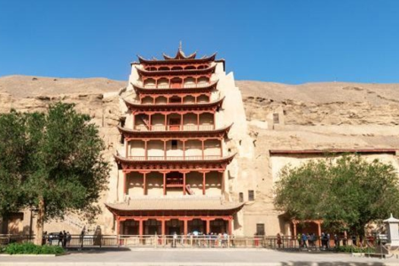 8D7N DESERT NEW SILK ROAD LUXURY TRAIN TOUR (GANSU-QINGHAI-ZHANGYE-DUNHUANG-QINGHAI LAKE-CHAKA-GOLMUD