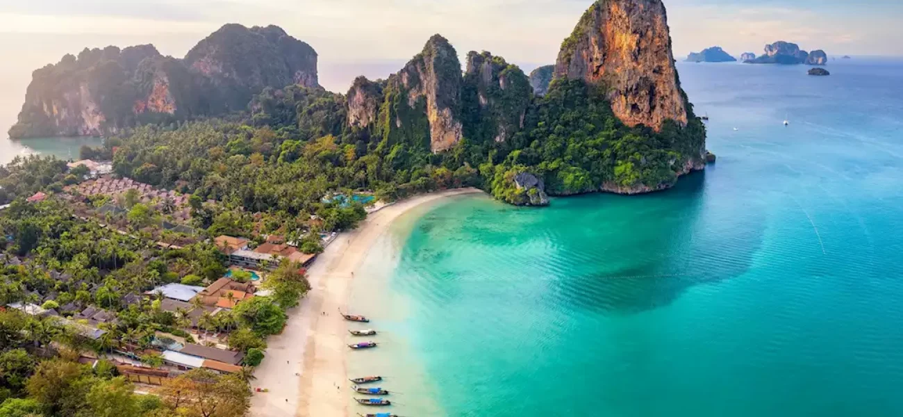 16017015-railay-beach-krabi