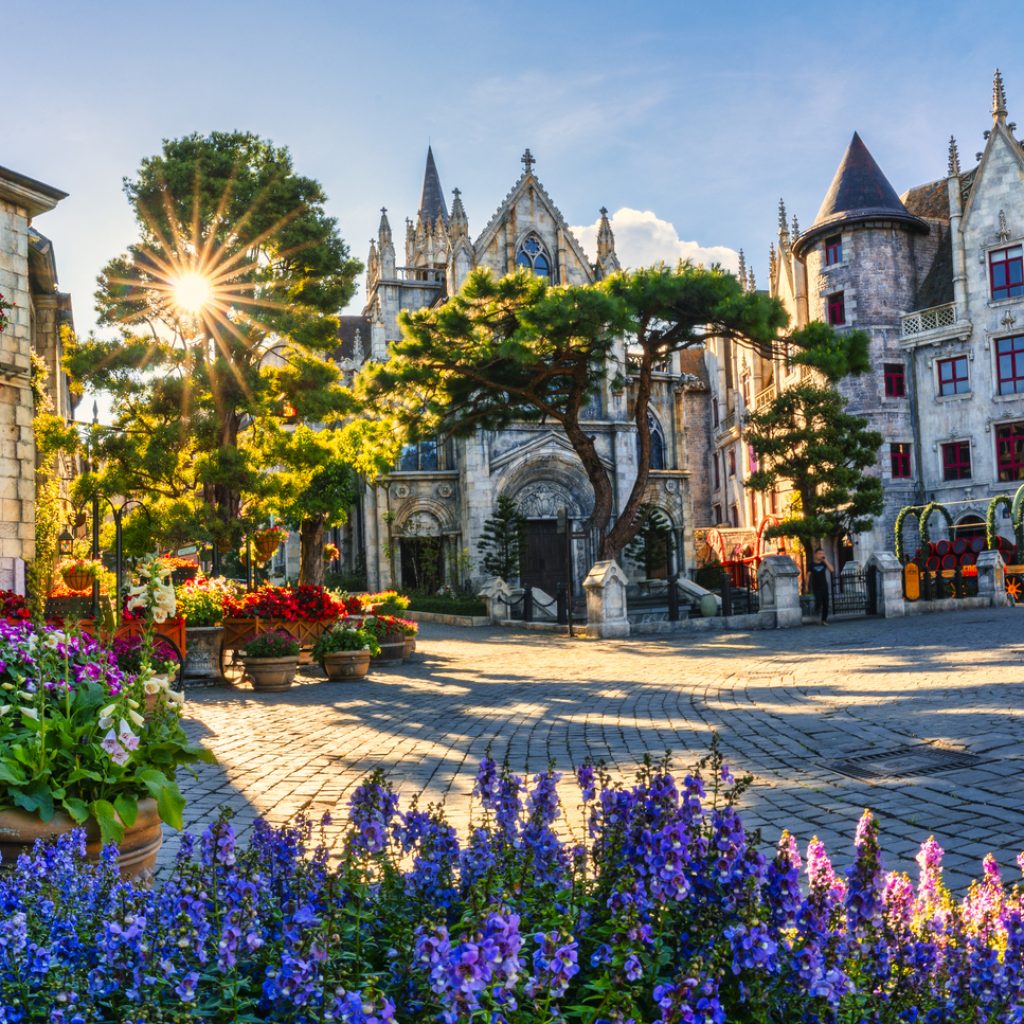 FRANCE VILLAGE BANA HILS