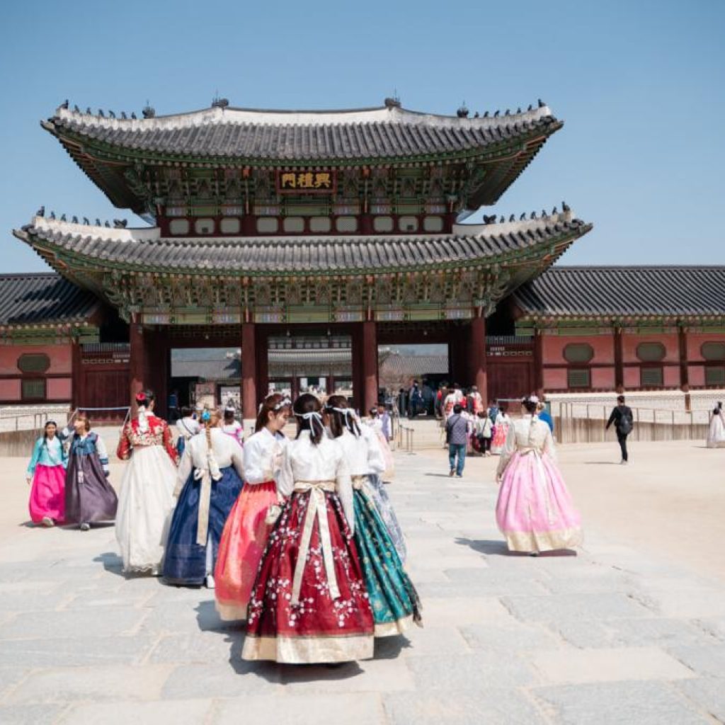 Gyeongbokgung-Palace-Tampak-Depan-1024x683