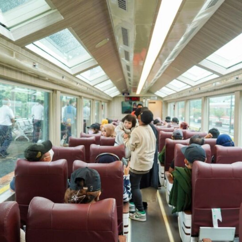 pt-kai-panoramic-train-960x540