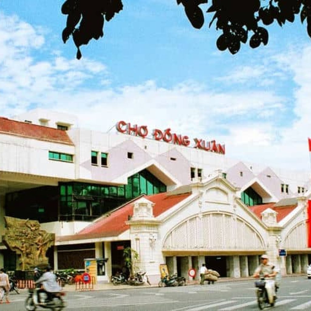 DONG XUAN MARKET
