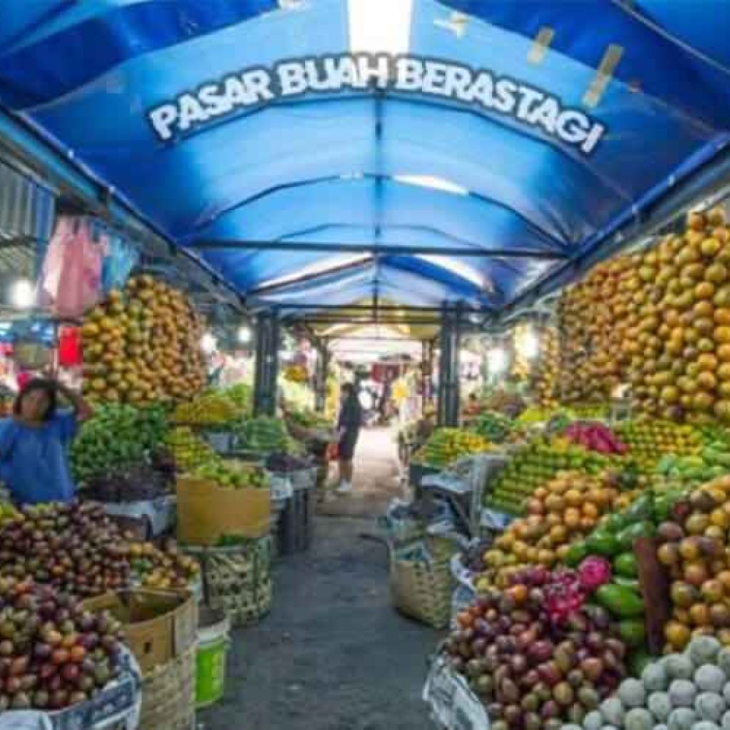 pasar buah berastagi